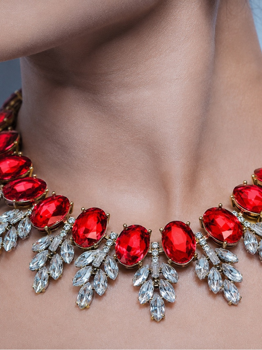Red Rhinestone Statement Necklace Gold Tone NWOT